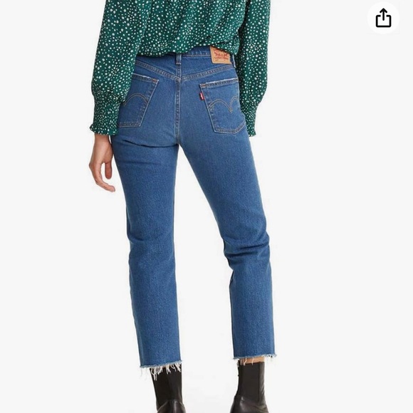 Levi’s 501 Original Cropped Jean - Picture 9 of 10